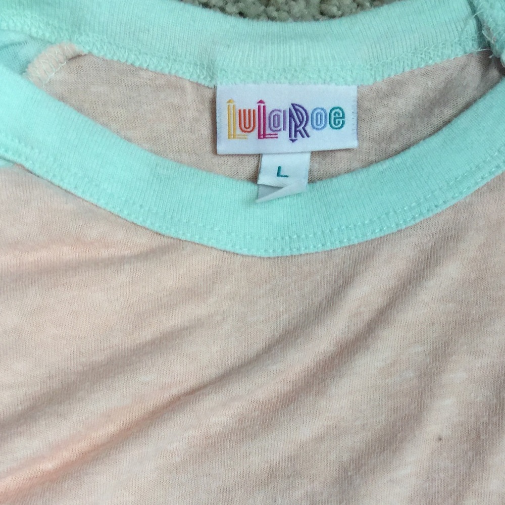 LuLaRoe Randy top - Picture 3 of 3